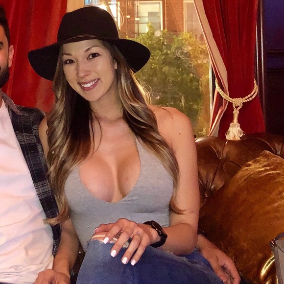 Meet the Posher Other - Meet your Posher, Kiara